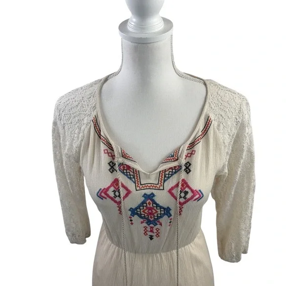 Flying Tomato Bohemian Embroidered Mini Dress Ivory With Lace Sleeves SZ S - Picture 3 of 6
